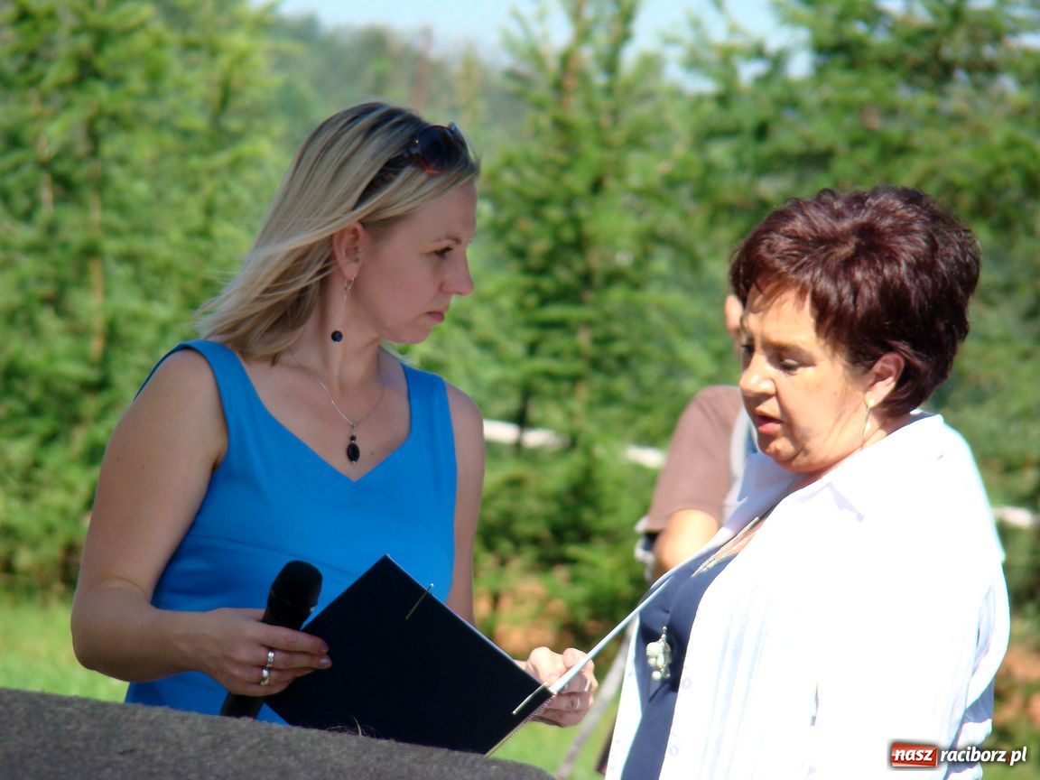 Zdjęcie w galerii na portalu naszraciborz.pl:  Szkoła im. J. Wawrzynka świętuje wiadomości z regionu