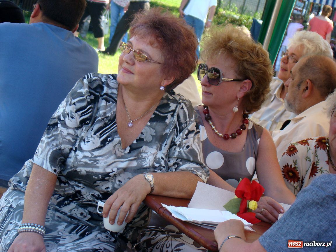 Zdjęcie w galerii na portalu naszraciborz.pl:  Szkoła im. J. Wawrzynka świętuje wiadomości z regionu