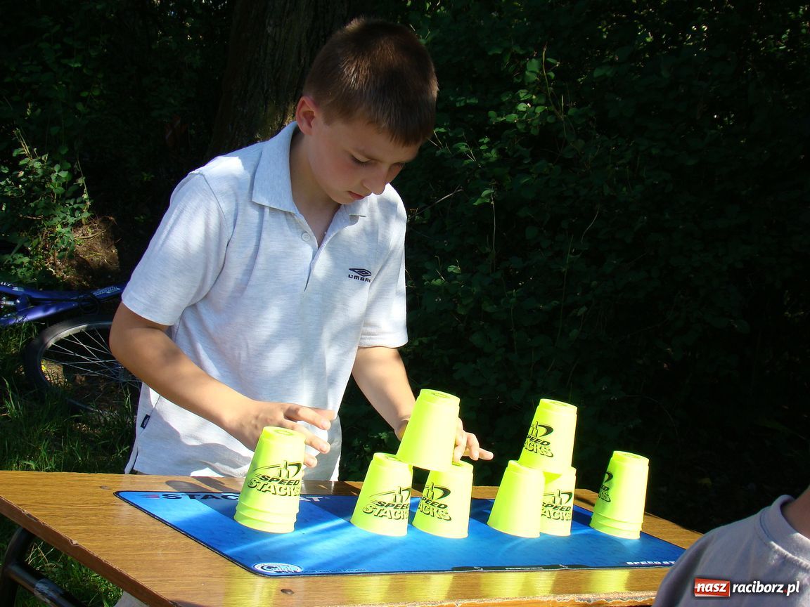 Zdjęcie w galerii na portalu naszraciborz.pl:  Szkoła im. J. Wawrzynka świętuje wiadomości z regionu