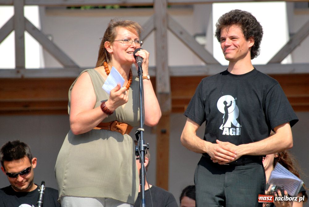 Zdjęcie w galerii na portalu naszraciborz.pl: Barwny korowód na ulicach Raciborza wiadomości z regionu