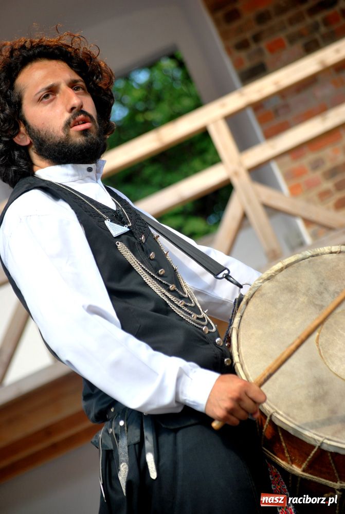 Zdjęcie w galerii na portalu naszraciborz.pl: Barwny korowód na ulicach Raciborza wiadomości z regionu