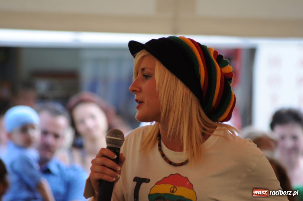 Zdjęcie w galerii na portalu naszraciborz.pl: W Tworkowie wybrano Miss nastolatek wiadomości z regionu