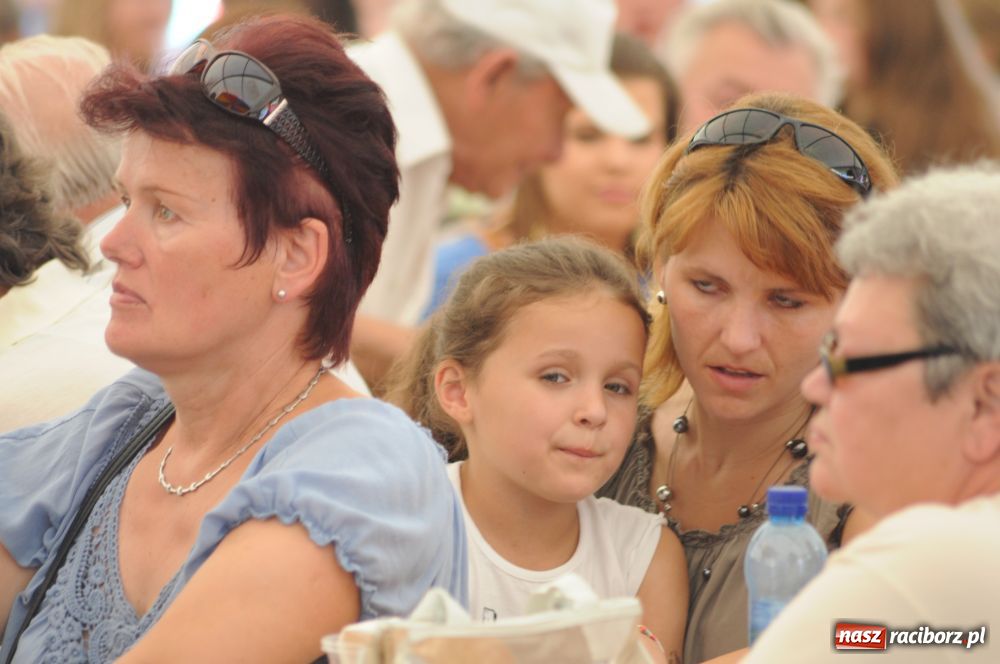 Zdjęcie w galerii na portalu naszraciborz.pl: W Tworkowie wybrano Miss nastolatek wiadomości z regionu