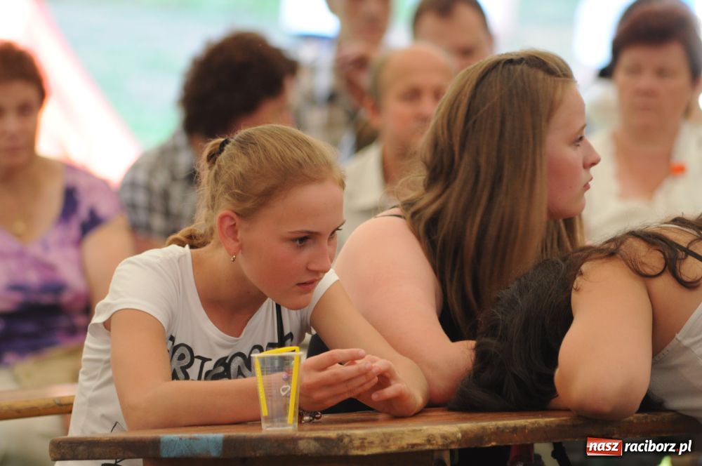 Zdjęcie w galerii na portalu naszraciborz.pl: W Tworkowie wybrano Miss nastolatek wiadomości z regionu