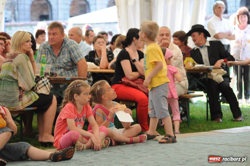 Zdjęcie w galerii na portalu naszraciborz.pl: W Tworkowie wybrano Miss nastolatek wiadomości z regionu