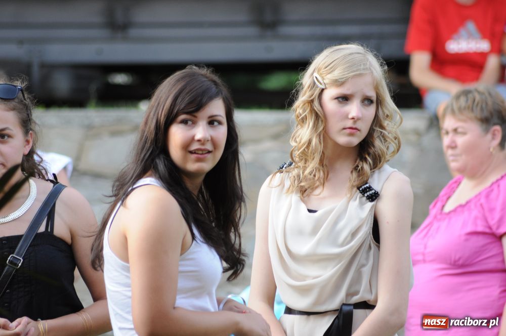 Zdjęcie w galerii na portalu naszraciborz.pl: W Tworkowie wybrano Miss nastolatek wiadomości z regionu