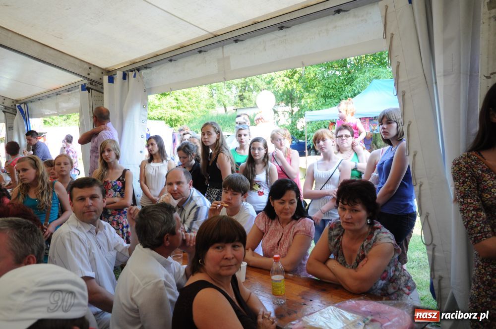 Zdjęcie w galerii na portalu naszraciborz.pl: W Tworkowie wybrano Miss nastolatek wiadomości z regionu