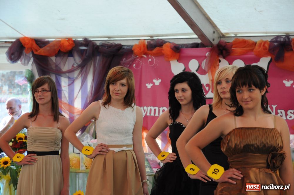 Zdjęcie w galerii na portalu naszraciborz.pl: W Tworkowie wybrano Miss nastolatek wiadomości z regionu