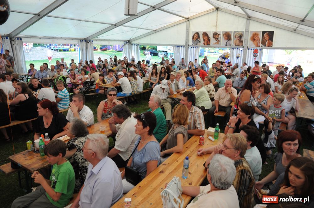 Zdjęcie w galerii na portalu naszraciborz.pl: W Tworkowie wybrano Miss nastolatek wiadomości z regionu