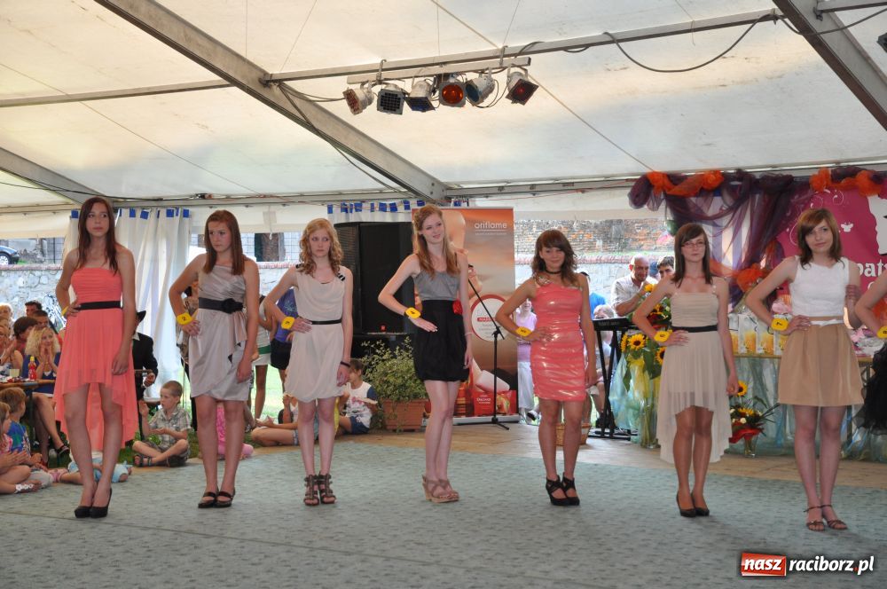 Zdjęcie w galerii na portalu naszraciborz.pl: W Tworkowie wybrano Miss nastolatek wiadomości z regionu