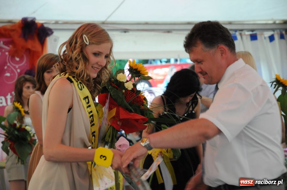 Zdjęcie w galerii na portalu naszraciborz.pl: W Tworkowie wybrano Miss nastolatek wiadomości z regionu