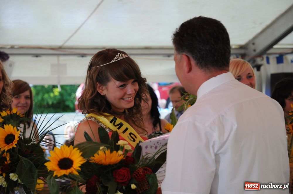 Zdjęcie w galerii na portalu naszraciborz.pl: W Tworkowie wybrano Miss nastolatek wiadomości z regionu