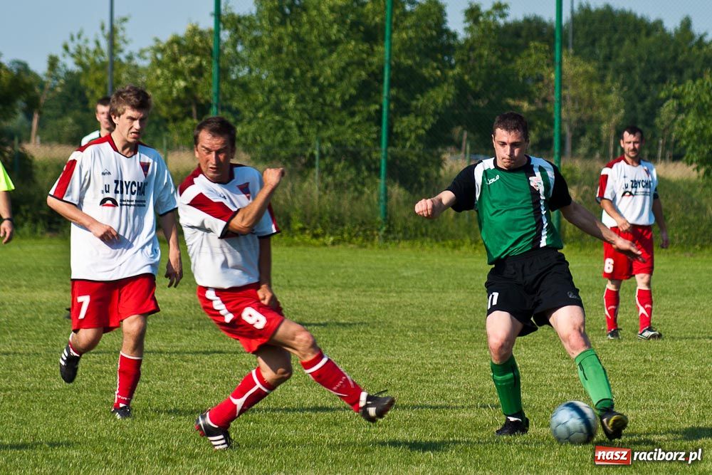 Zdjęcie w galerii na portalu naszraciborz.pl: Porażka na pożegnanie boiska wiadomości z regionu