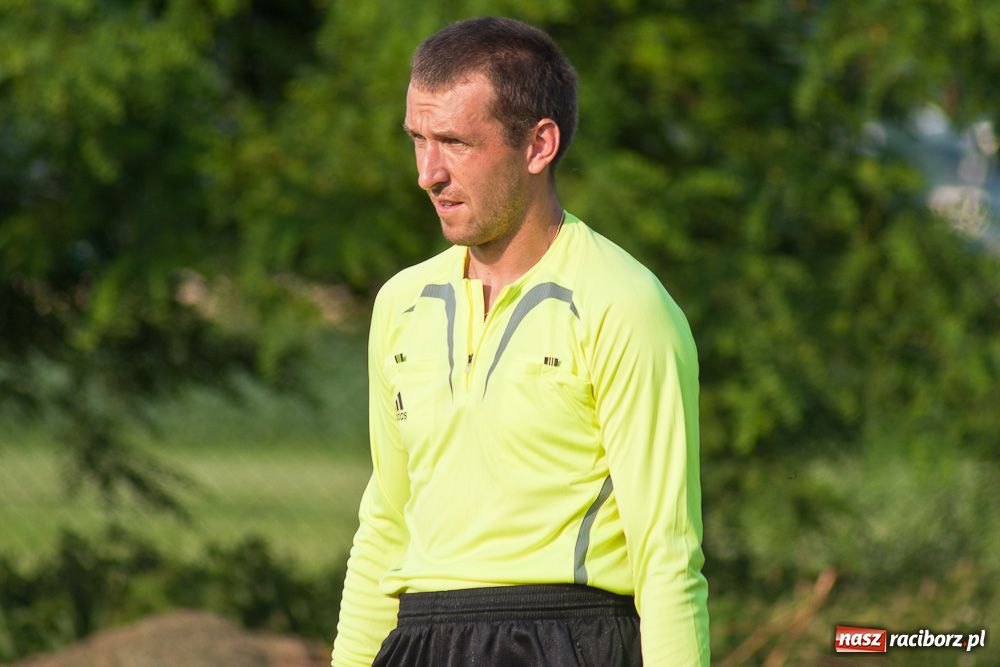 Zdjęcie w galerii na portalu naszraciborz.pl: Porażka na pożegnanie boiska wiadomości z regionu