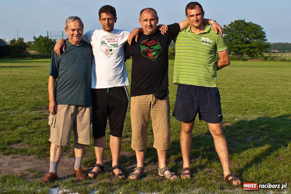 Zdjęcie w galerii na portalu naszraciborz.pl: Porażka na pożegnanie boiska wiadomości z regionu