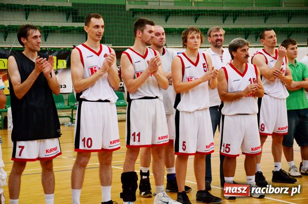 Zdjęcie w galerii na portalu naszraciborz.pl: Dywyta obroniła tytuł mistrza wiadomości z regionu