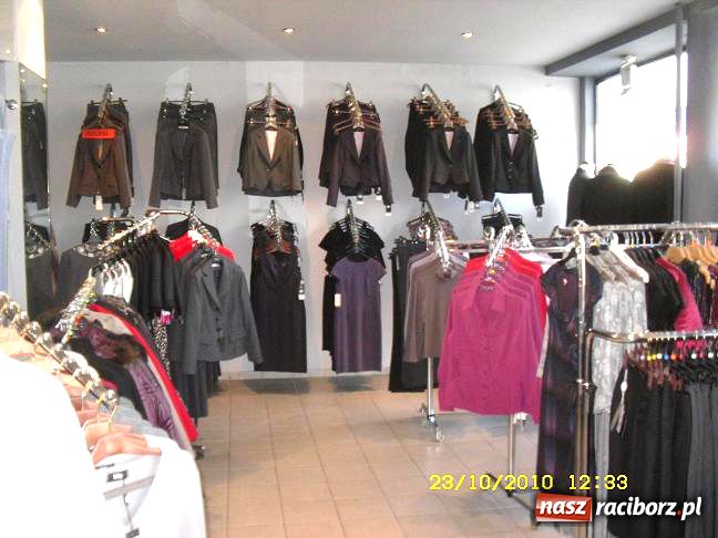 Zdjęcie w galerii na portalu naszraciborz.pl: Wyjątkowe stroje, na każdą okazję wiadomości z regionu