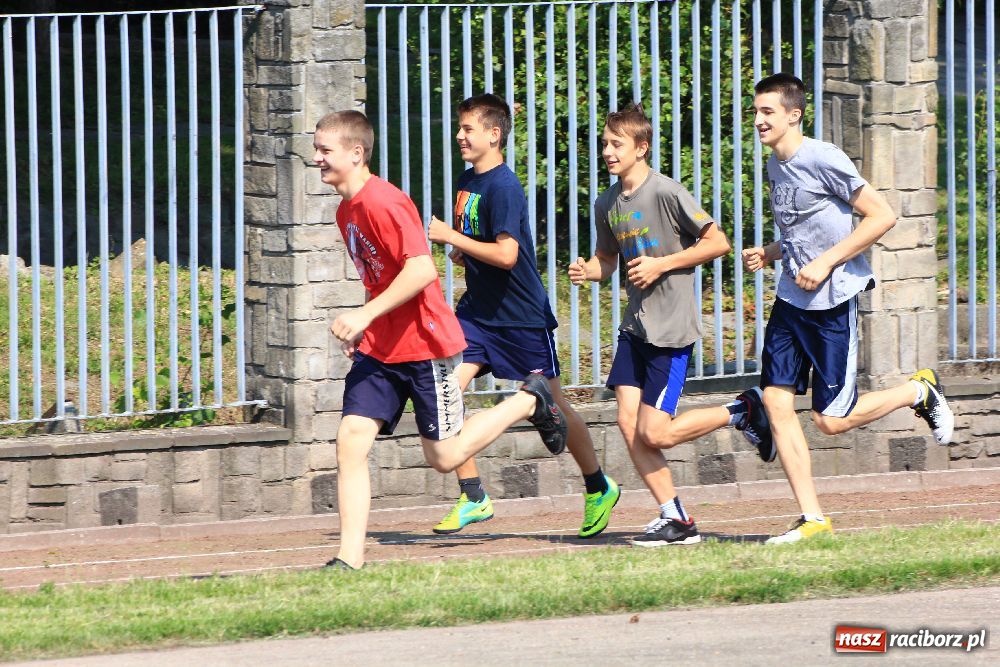 Zdjęcie w galerii na portalu naszraciborz.pl: Memoriał Janusza Kusocińskiego w ZSOMS wiadomości z regionu