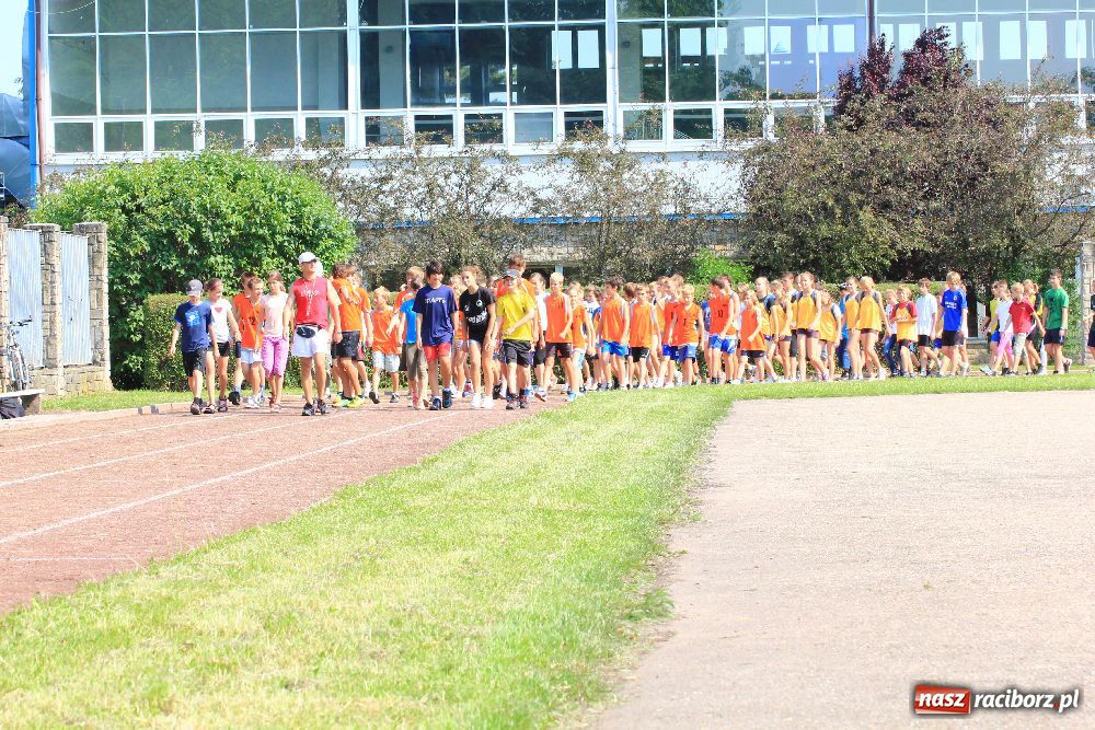 Zdjęcie w galerii na portalu naszraciborz.pl: Memoriał Janusza Kusocińskiego w ZSOMS wiadomości z regionu