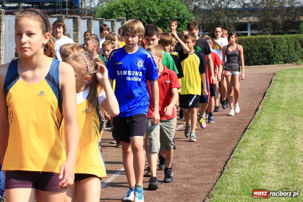 Zdjęcie w galerii na portalu naszraciborz.pl: Memoriał Janusza Kusocińskiego w ZSOMS wiadomości z regionu