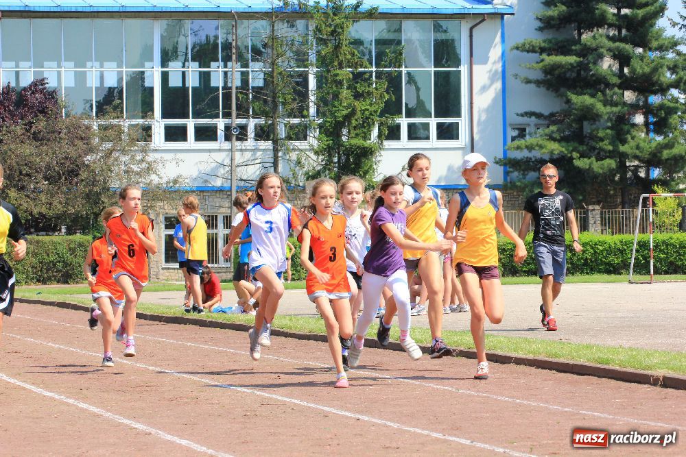 Zdjęcie w galerii na portalu naszraciborz.pl: Memoriał Janusza Kusocińskiego w ZSOMS wiadomości z regionu