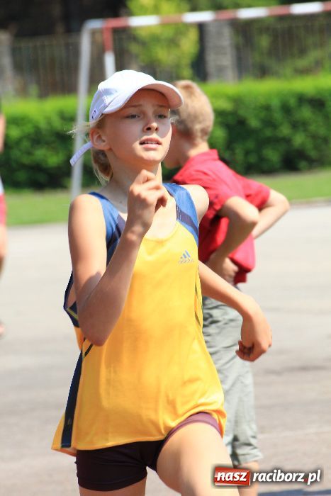 Zdjęcie w galerii na portalu naszraciborz.pl: Memoriał Janusza Kusocińskiego w ZSOMS wiadomości z regionu
