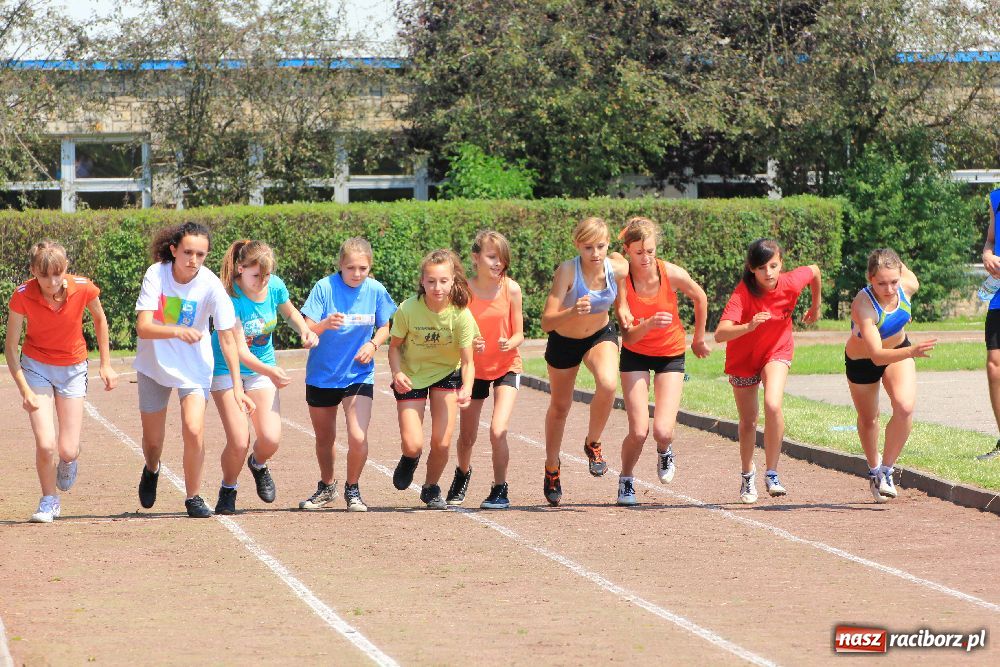 Zdjęcie w galerii na portalu naszraciborz.pl: Memoriał Janusza Kusocińskiego w ZSOMS wiadomości z regionu