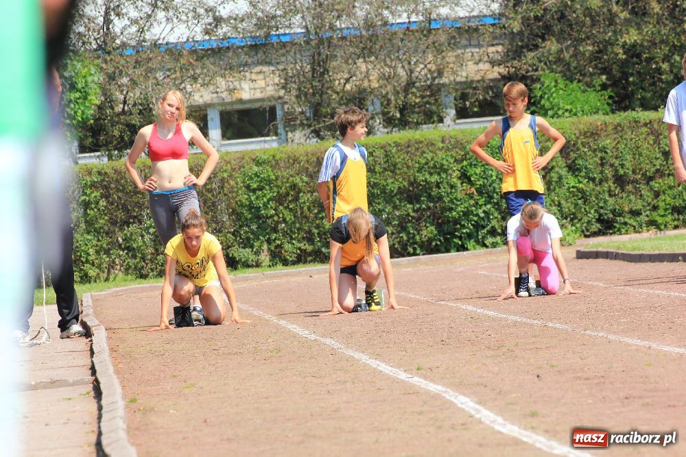 Zdjęcie w galerii na portalu naszraciborz.pl: Memoriał Janusza Kusocińskiego w ZSOMS wiadomości z regionu