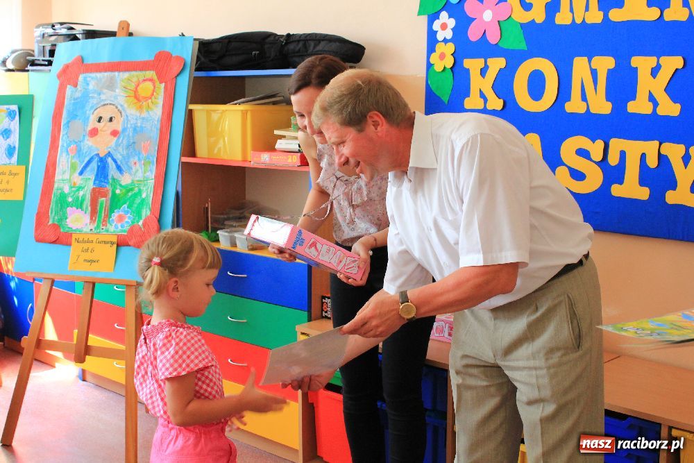 Zdjęcie w galerii na portalu naszraciborz.pl: Jak wygląda tata w oczach dziecka? wiadomości z regionu