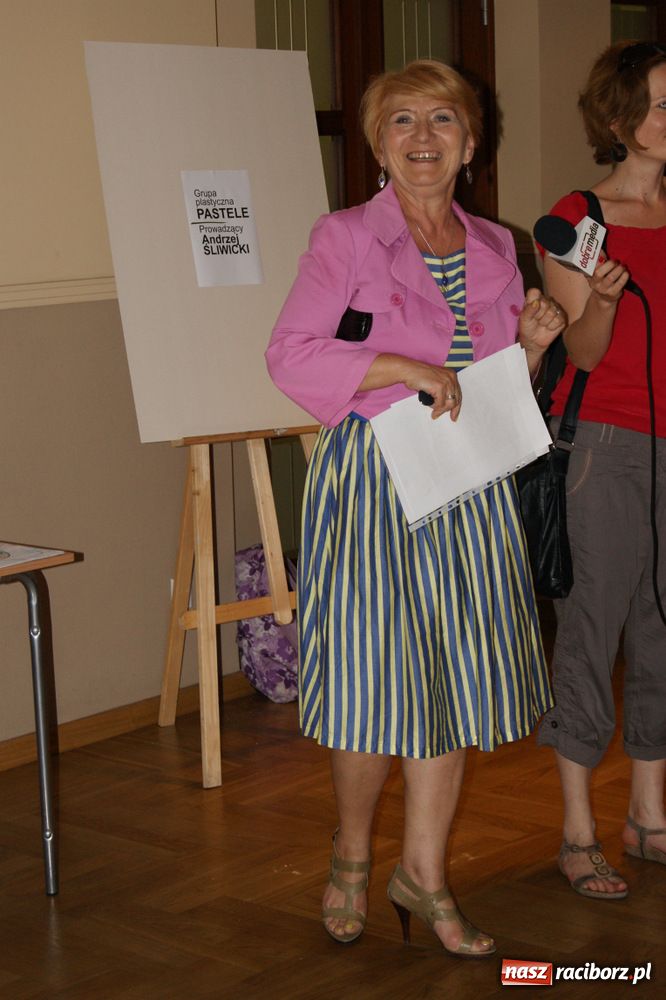 Zdjęcie w galerii na portalu naszraciborz.pl: Młodzi plastycy z RCK mają wystawę wiadomości z regionu