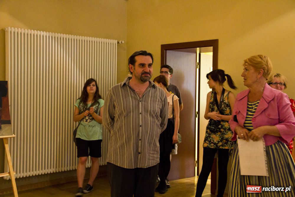 Zdjęcie w galerii na portalu naszraciborz.pl: Młodzi plastycy z RCK mają wystawę wiadomości z regionu