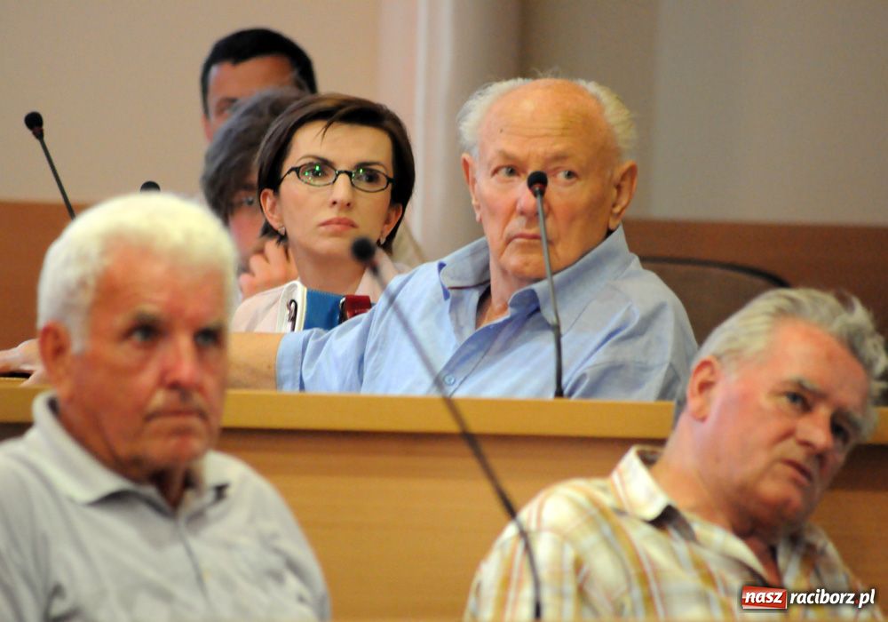 Zdjęcie w galerii na portalu naszraciborz.pl: Nowe Zagrody toną. Idziemy w czarną dziurę wiadomości z regionu