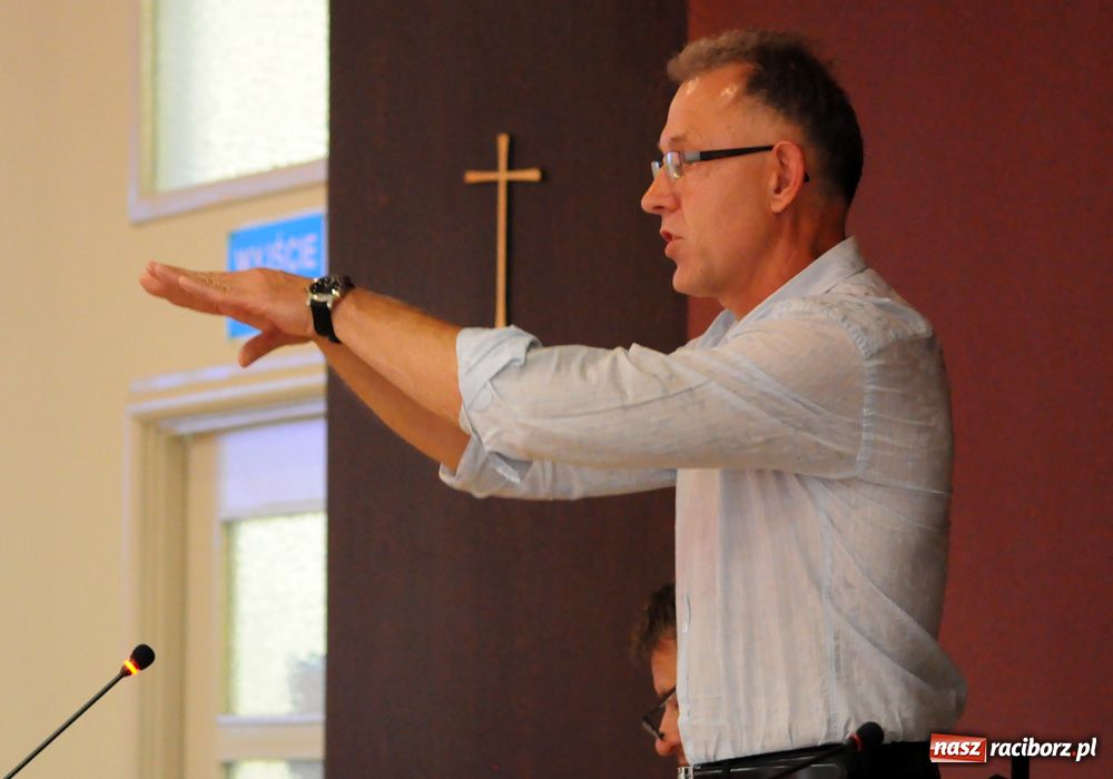 Zdjęcie w galerii na portalu naszraciborz.pl: Nowe Zagrody toną. Idziemy w czarną dziurę wiadomości z regionu