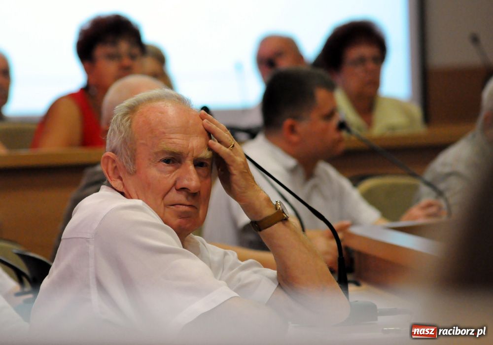 Zdjęcie w galerii na portalu naszraciborz.pl: Nowe Zagrody toną. Idziemy w czarną dziurę wiadomości z regionu