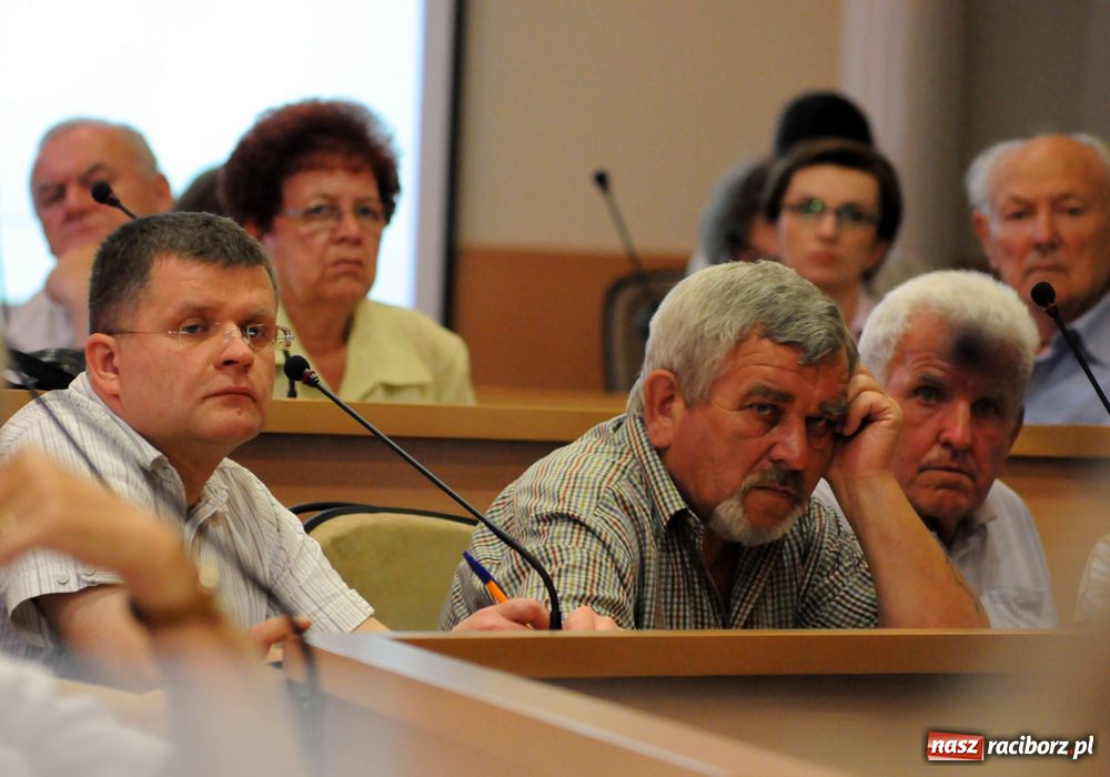 Zdjęcie w galerii na portalu naszraciborz.pl: Nowe Zagrody toną. Idziemy w czarną dziurę wiadomości z regionu