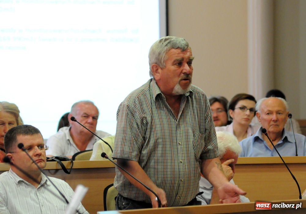 Zdjęcie w galerii na portalu naszraciborz.pl: Nowe Zagrody toną. Idziemy w czarną dziurę wiadomości z regionu