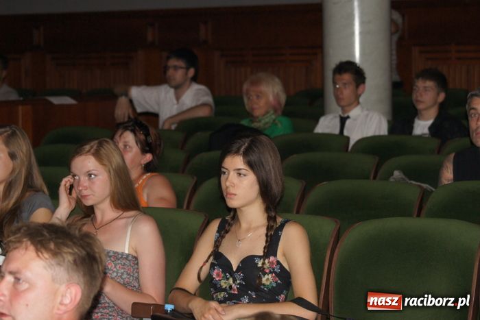 Zdjęcie w galerii na portalu naszraciborz.pl: Artystyczny Talent Show wiadomości z regionu