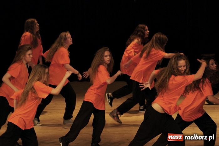 Zdjęcie w galerii na portalu naszraciborz.pl: Artystyczny Talent Show wiadomości z regionu