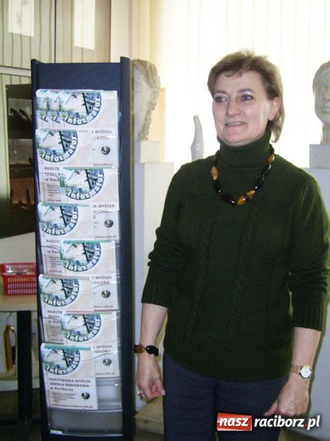 Zdjęcie w galerii na portalu naszraciborz.pl: Alma Mater kusi maturzystów wiadomości z regionu