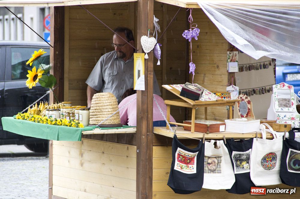 Zdjęcie w galerii na portalu naszraciborz.pl: Ruszył kolejny Jarmark św. Marcelego wiadomości z regionu