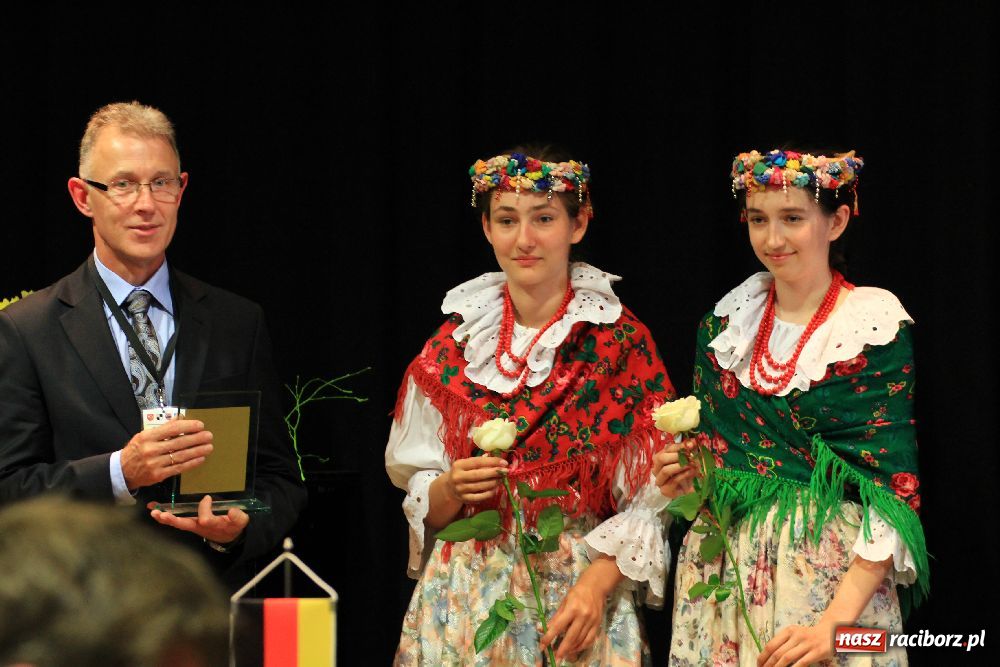 Zdjęcie w galerii na portalu naszraciborz.pl: Uczcili współpracę z Roth i Leverkusen wiadomości z regionu