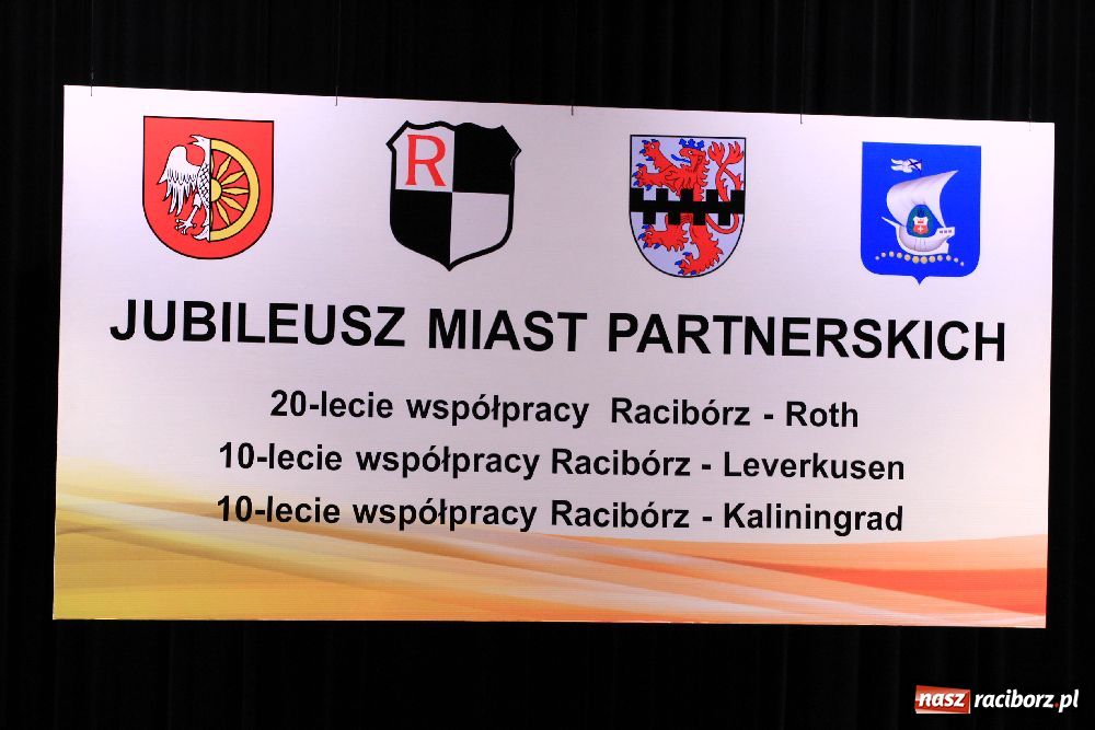 Zdjęcie w galerii na portalu naszraciborz.pl: Uczcili współpracę z Roth i Leverkusen wiadomości z regionu