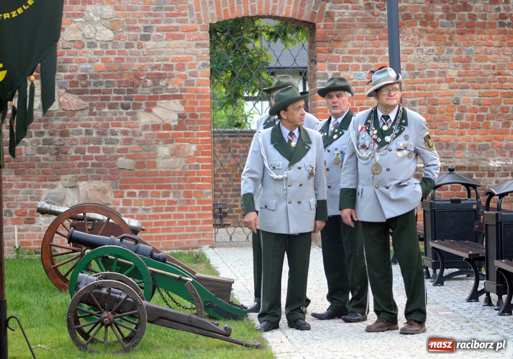 Zdjęcie w galerii na portalu naszraciborz.pl: Wspaniałe arie na zamkowym dziedzińcu wiadomości z regionu