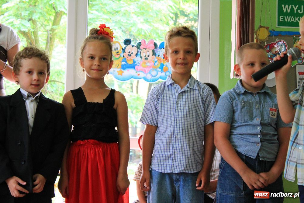 Zdjęcie w galerii na portalu naszraciborz.pl: Sześciolatki pożegnały Przedszkole nr 13 wiadomości z regionu