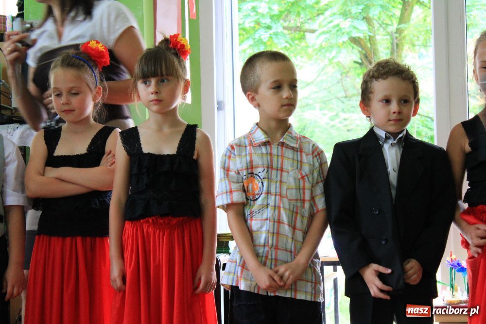 Zdjęcie w galerii na portalu naszraciborz.pl: Sześciolatki pożegnały Przedszkole nr 13 wiadomości z regionu