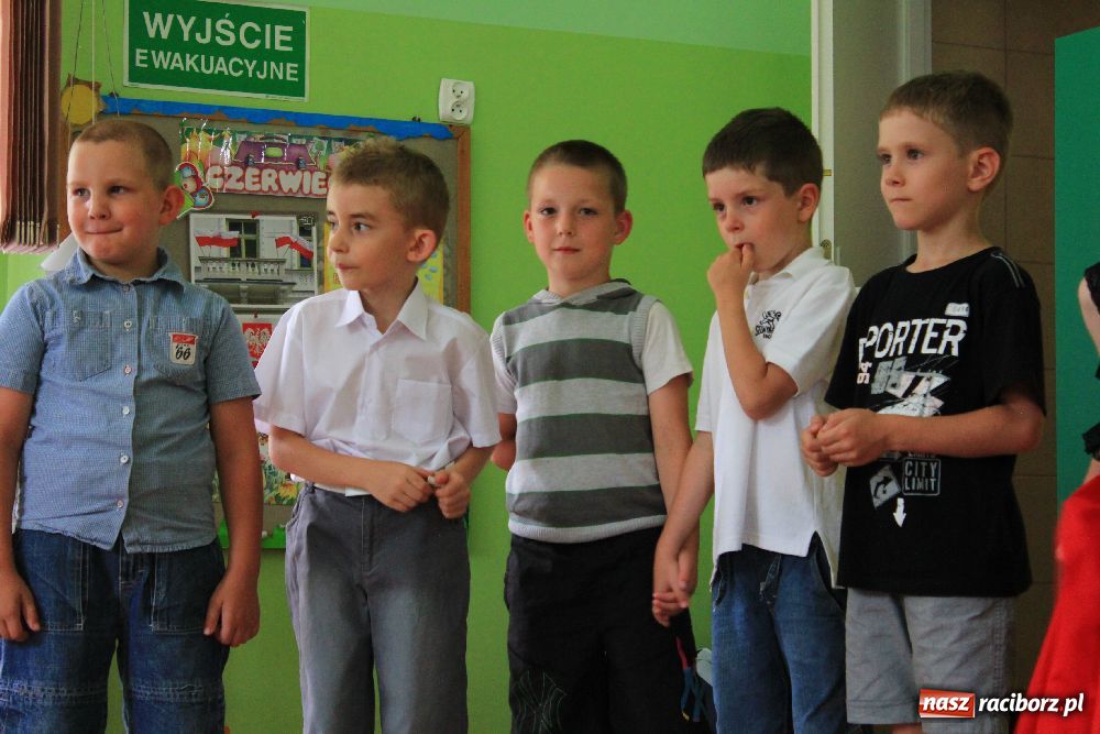 Zdjęcie w galerii na portalu naszraciborz.pl: Sześciolatki pożegnały Przedszkole nr 13 wiadomości z regionu