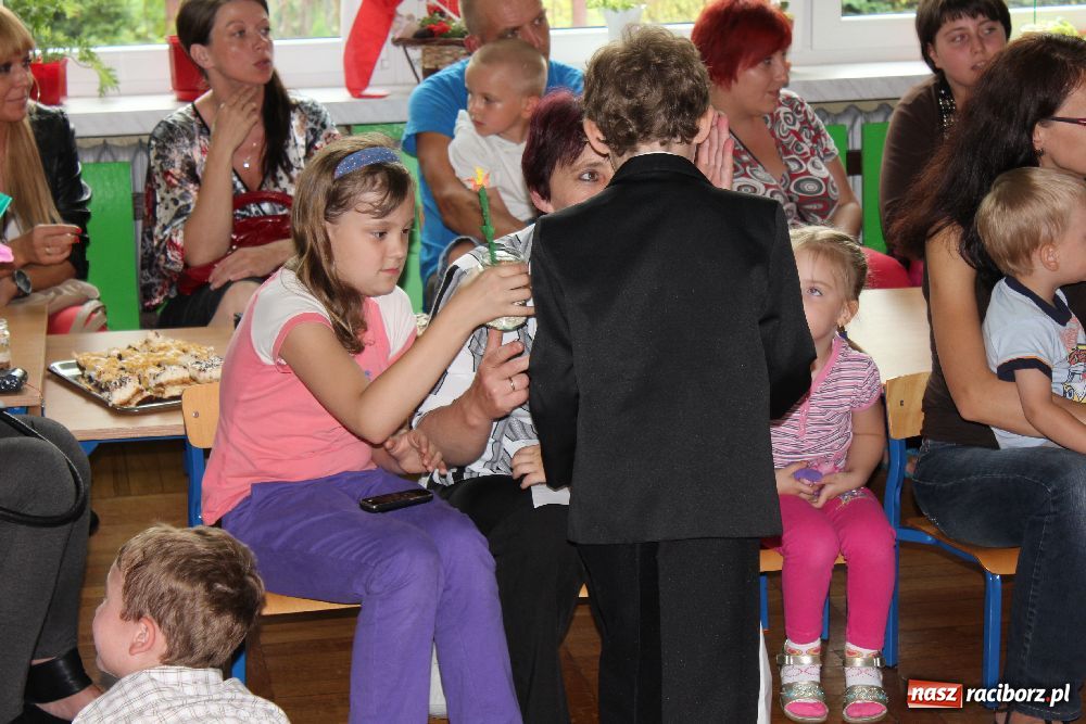 Zdjęcie w galerii na portalu naszraciborz.pl: Sześciolatki pożegnały Przedszkole nr 13 wiadomości z regionu