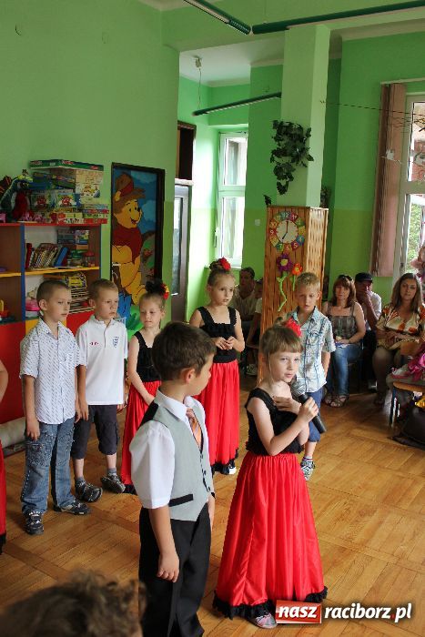 Zdjęcie w galerii na portalu naszraciborz.pl: Sześciolatki pożegnały Przedszkole nr 13 wiadomości z regionu