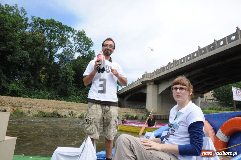 Zdjęcie w galerii na portalu naszraciborz.pl: Pływadła w rytmie Euro 2012 wiadomości z regionu