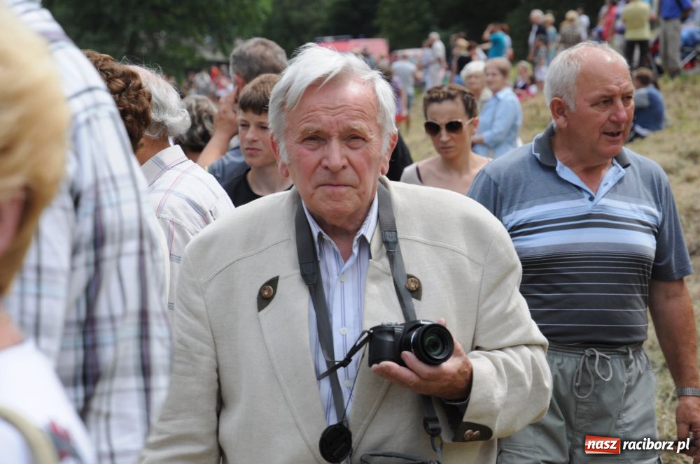 Zdjęcie w galerii na portalu naszraciborz.pl: Pływadła w rytmie Euro 2012 wiadomości z regionu
